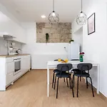 Zeus Downtown Апартаменты Сплит