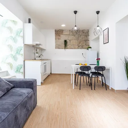 Apartment Zeus Downtown *