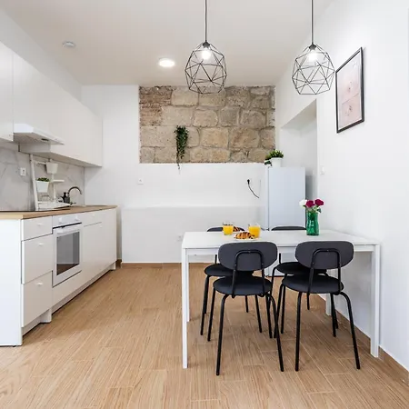 Zeus Downtown Apartman Split