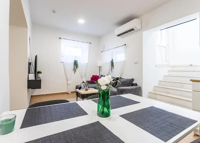 Zeus Downtown Апартаменти Спліт